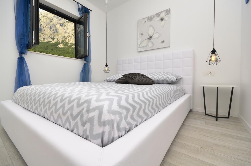 Nina Villa Makarska